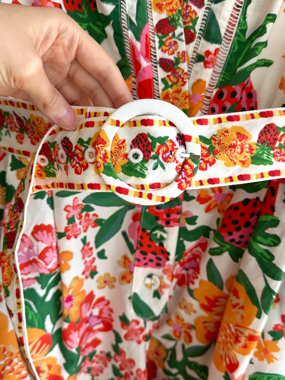 Farm Rio Flowerful Sketch Romper, Size XL, Summer Strawberry Print - Picture 8 of 16